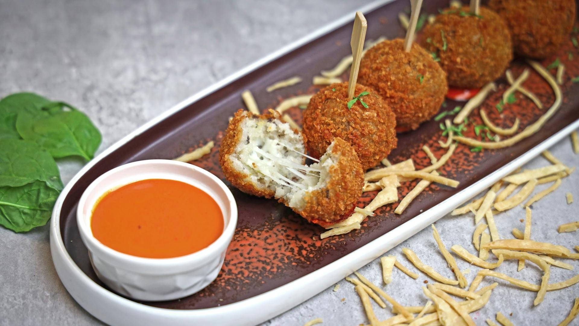 Cheesy Malai Chicken Balls