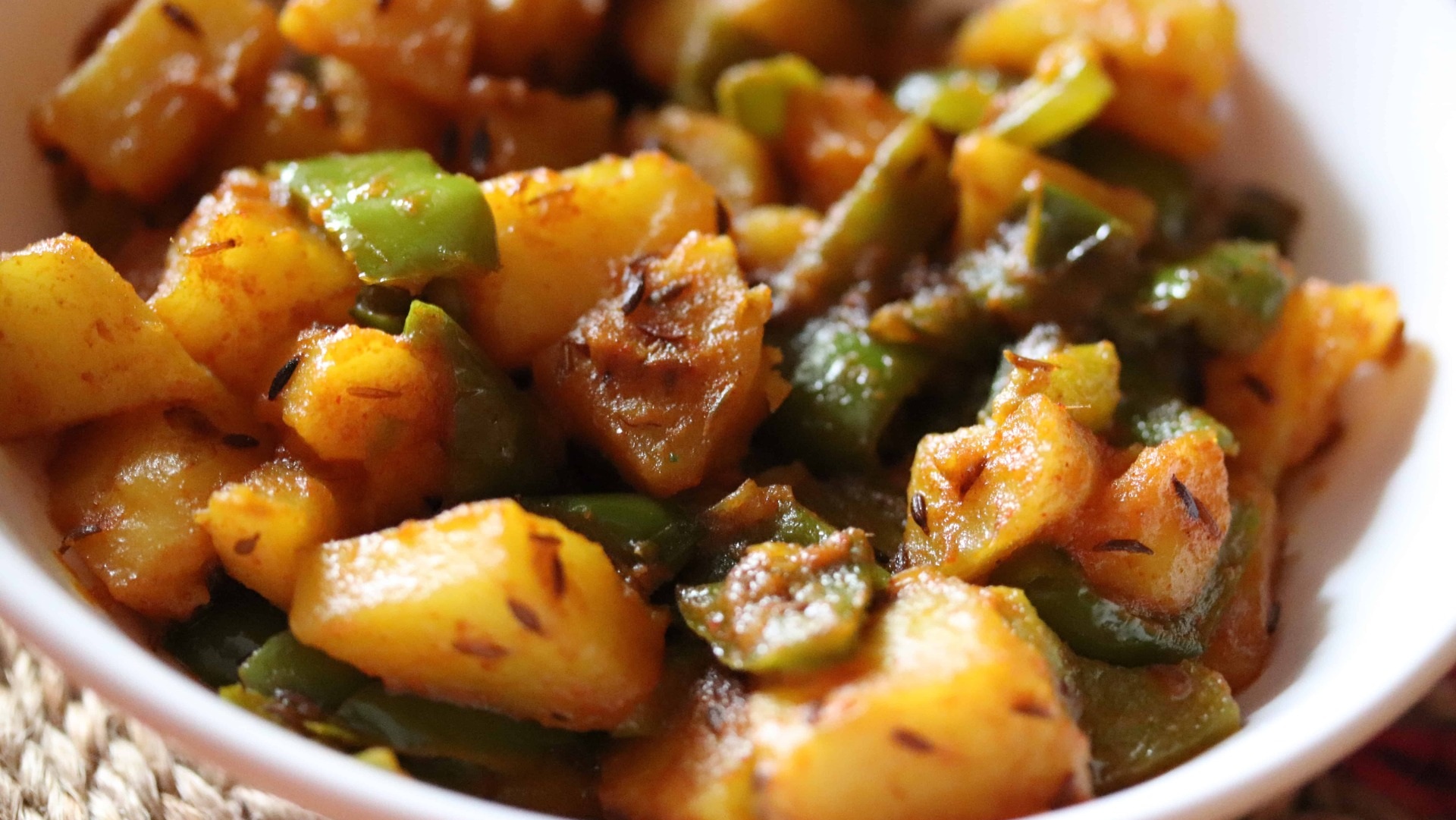 Aloo Shimla Mirch (Potato Capsicum Masala, Dry Sabzi)